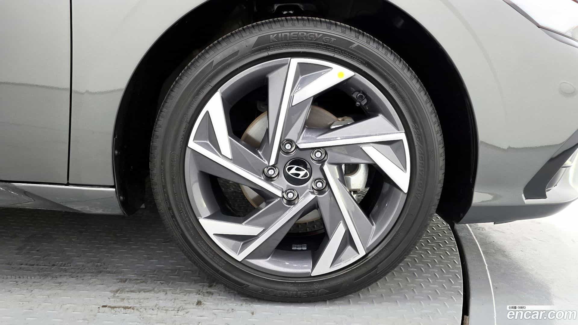 AVANTE Hyundai 2024.0-OUTER-005