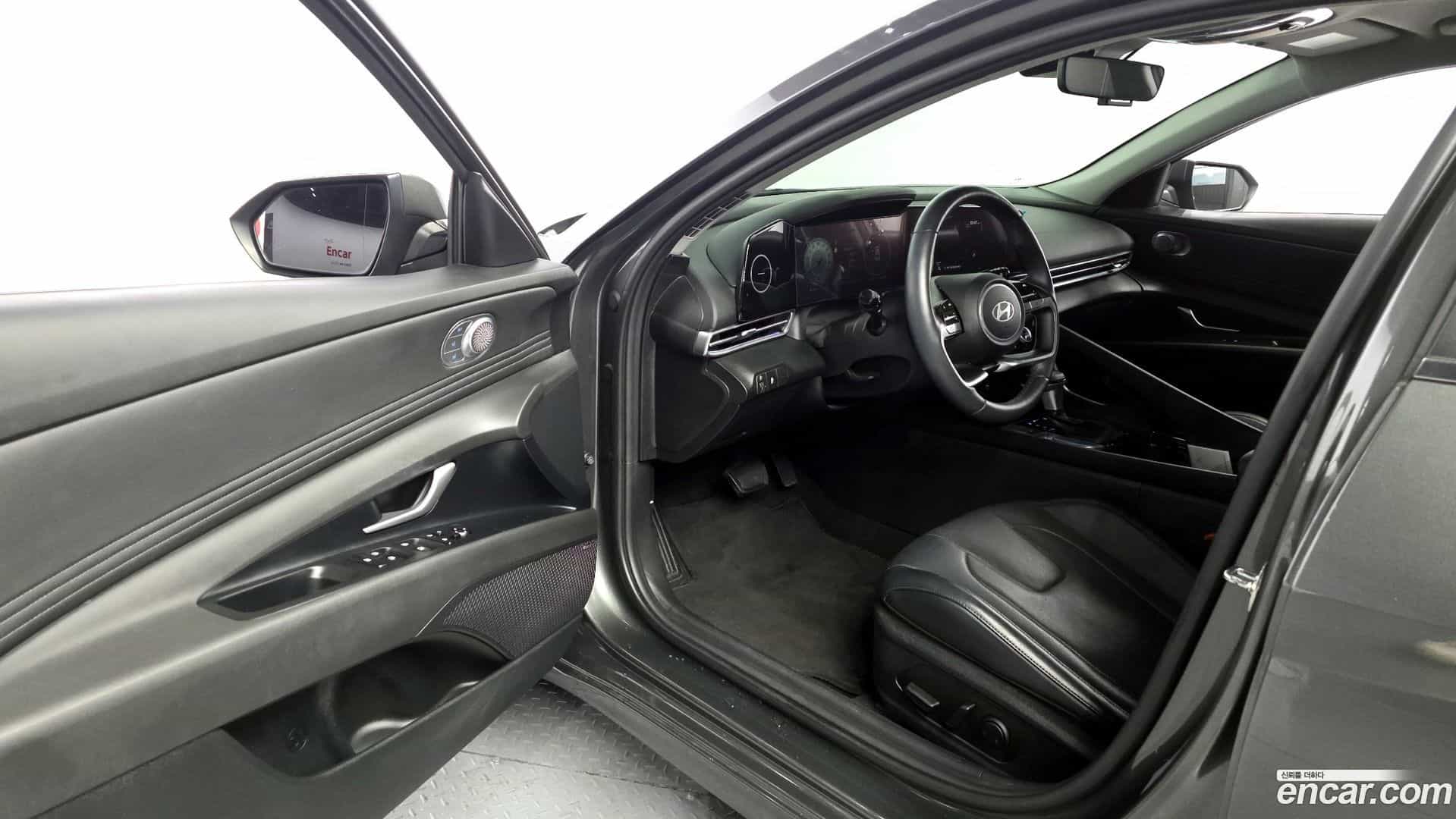 AVANTE Hyundai 2024.0-INNER-010