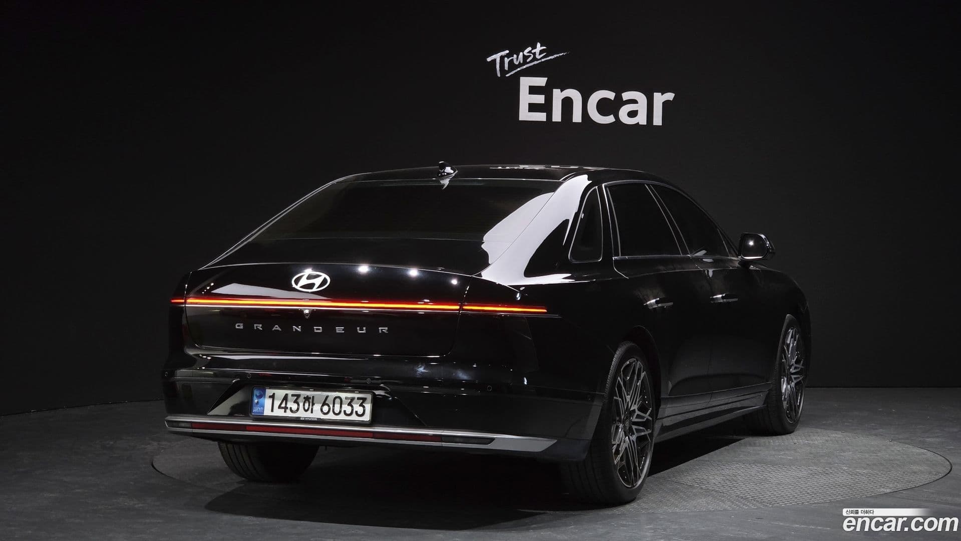 Main__Slider__Photo:Grandeur Hyundai 2023.2-1