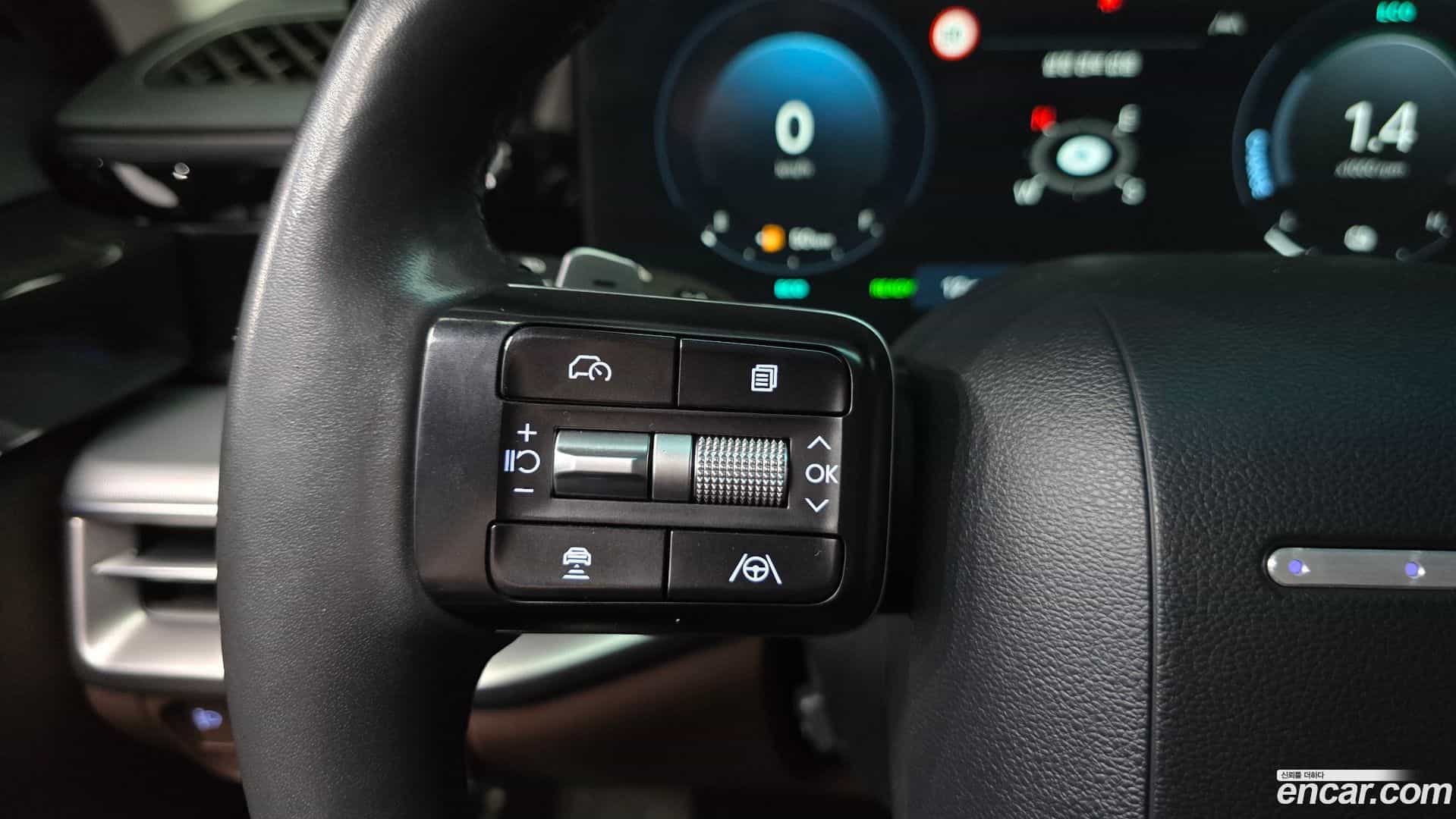 Grandeur Hyundai 2023.2-OPTION-023