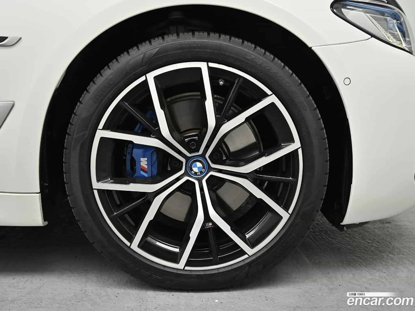 5-Series BMW 2022.9-OUTER-005