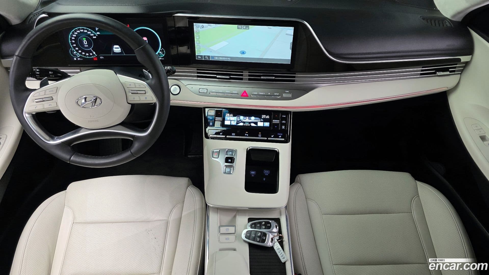 Main__Slider__Photo:Grandeur Hyundai 2022.7-6