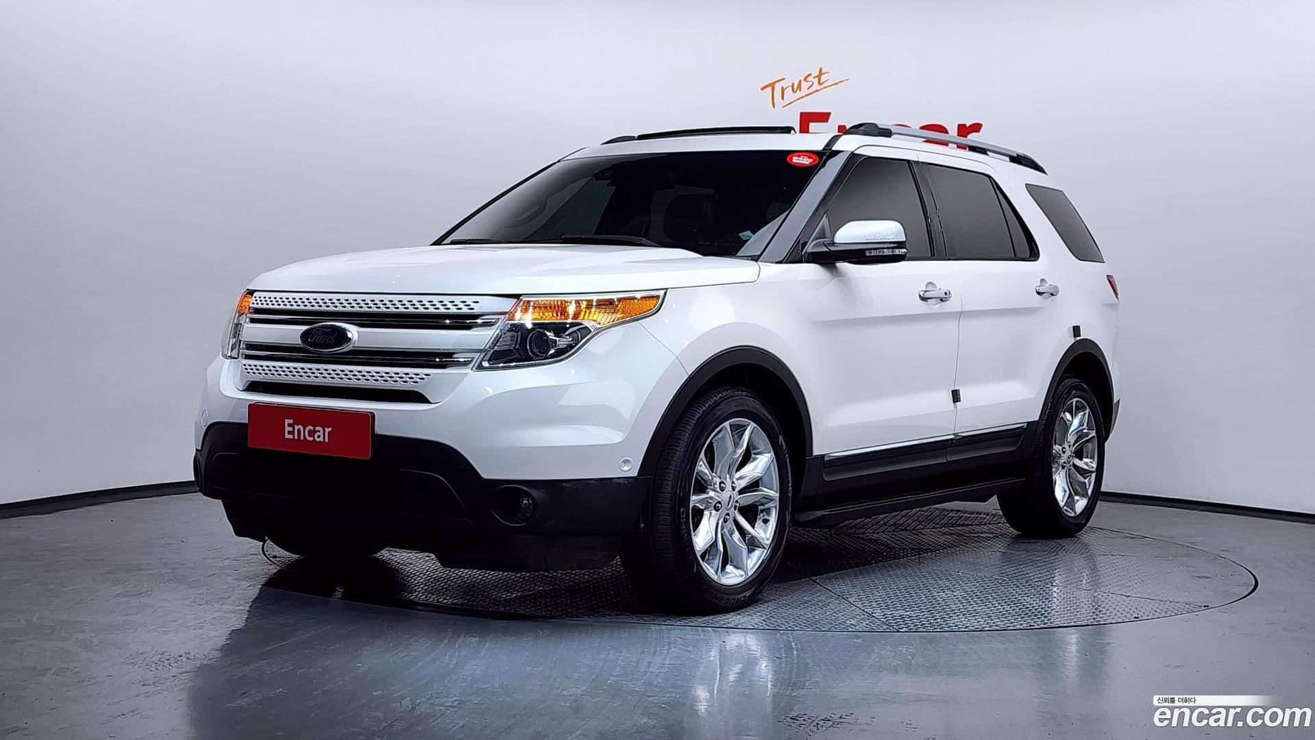 Main__Slider__Photo:Explorer Ford 2014.1-0