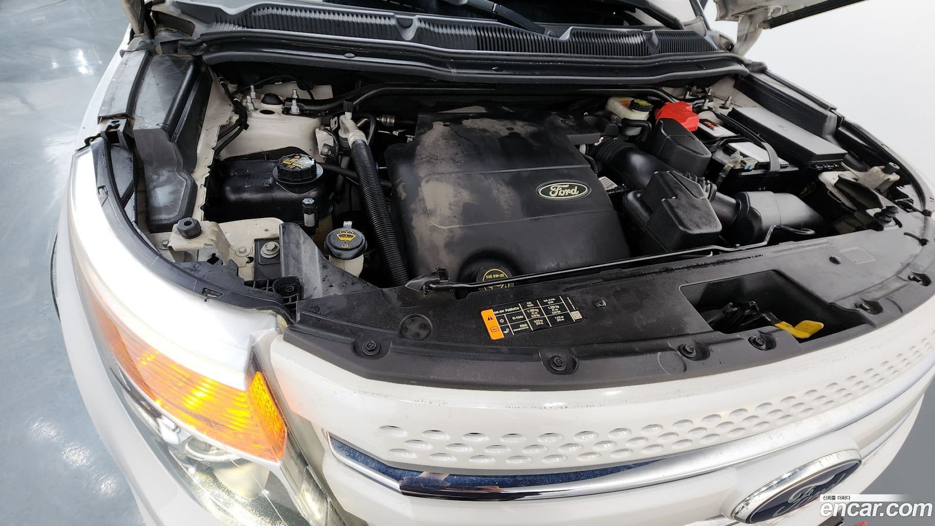 Main__Slider__Photo:Explorer Ford 2014.1-5