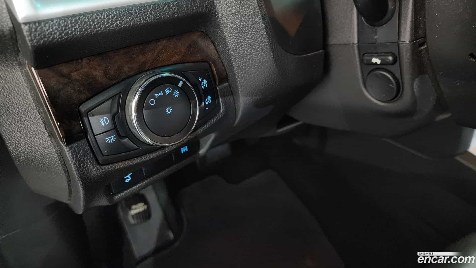 Explorer Ford 2014.1-OPTION-022