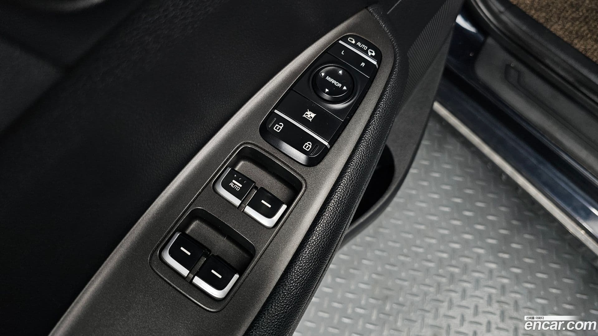 Main__Slider__Photo:K5 Kia 2016.6-13