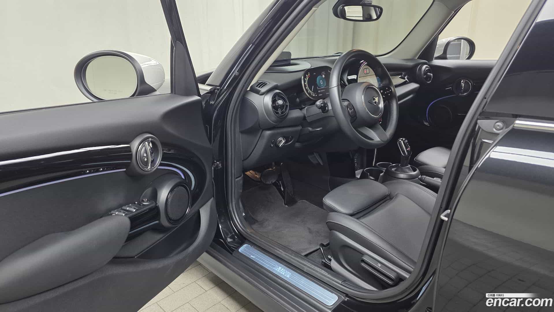 Cooper Mini 2023.2-INNER-010