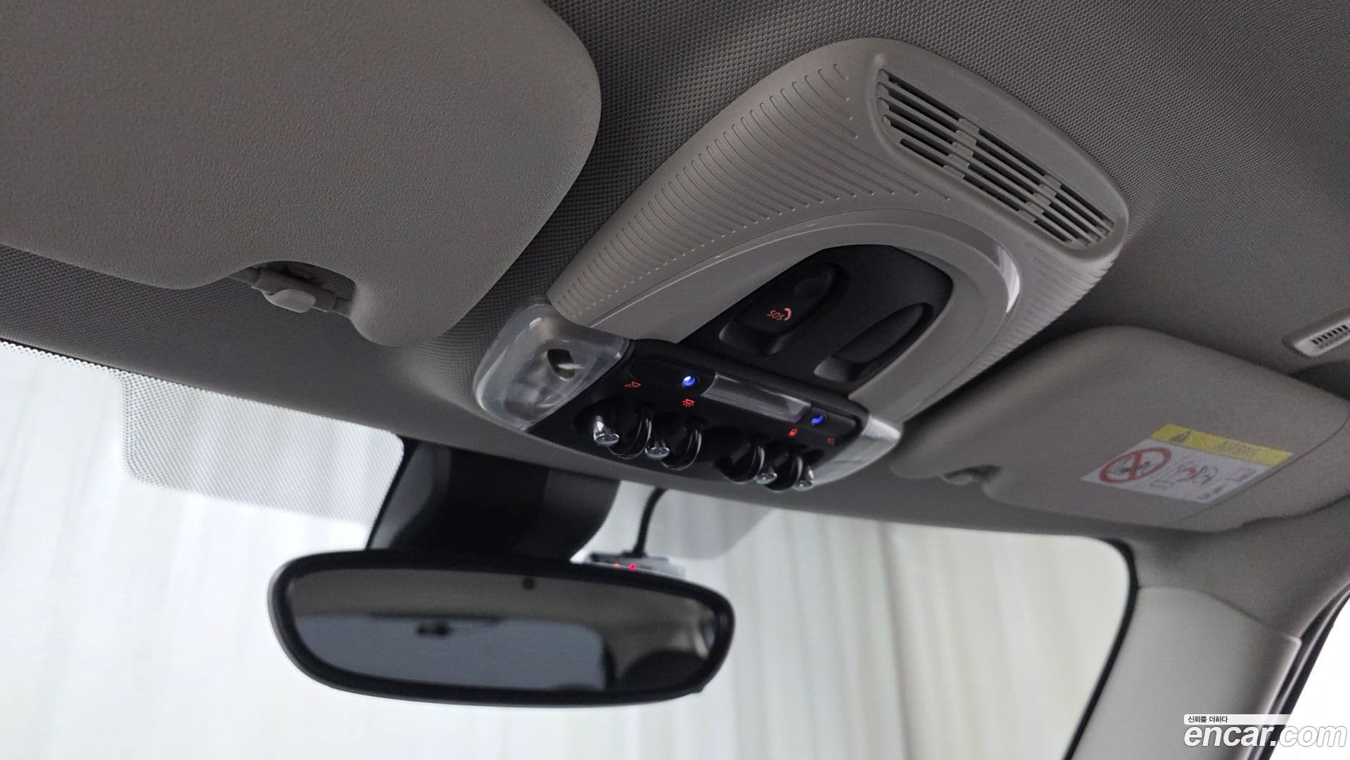 Main__Slider__Photo:Cooper Mini 2023.2-17