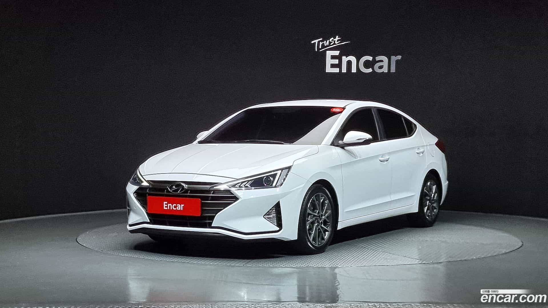 AVANTE Hyundai 2019.1-OUTER-001