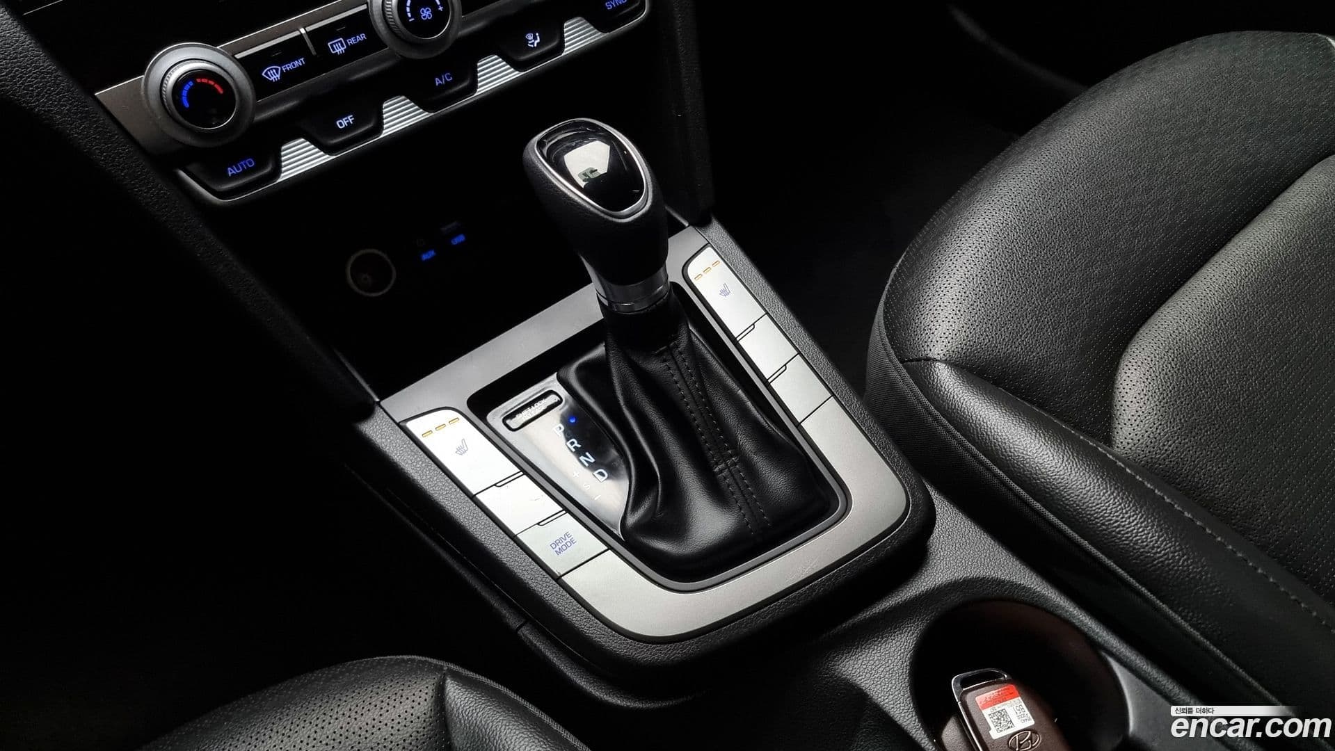 Main__Slider__Photo:AVANTE Hyundai 2019.1-8