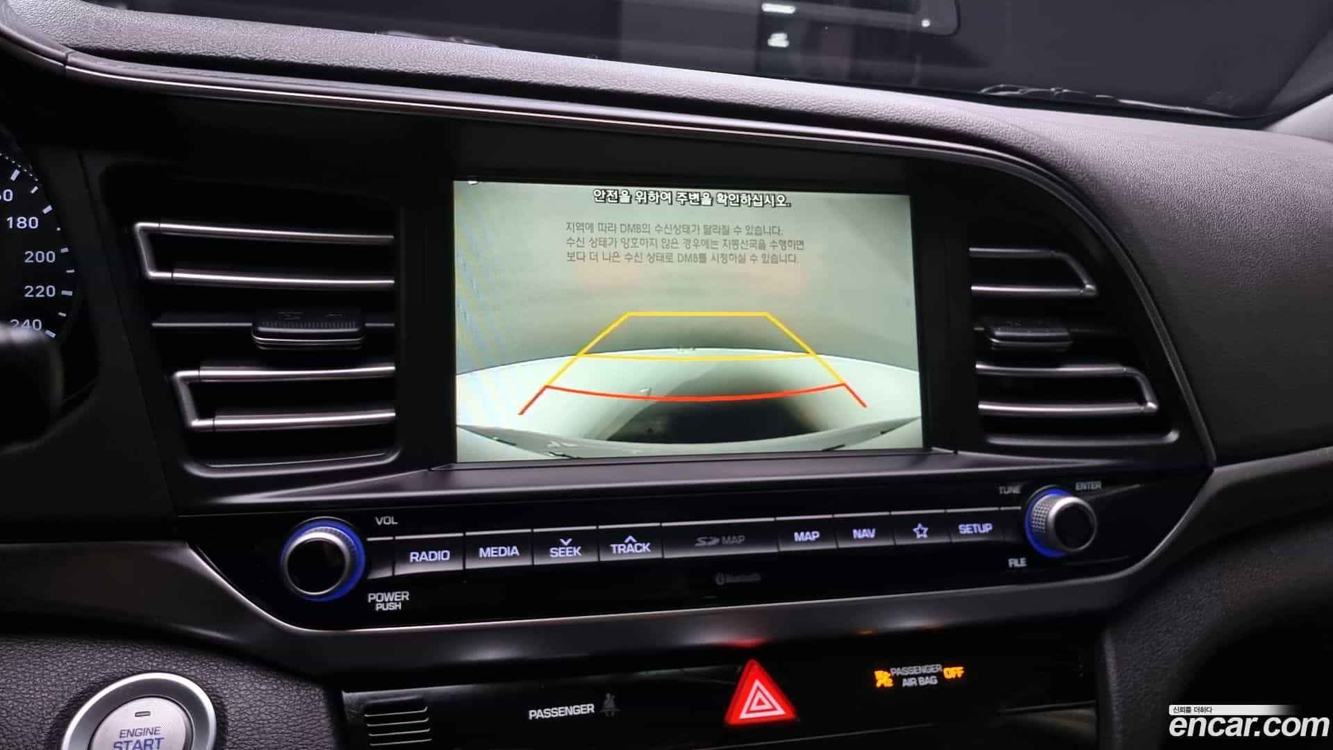 AVANTE Hyundai 2019.1-OPTION-020