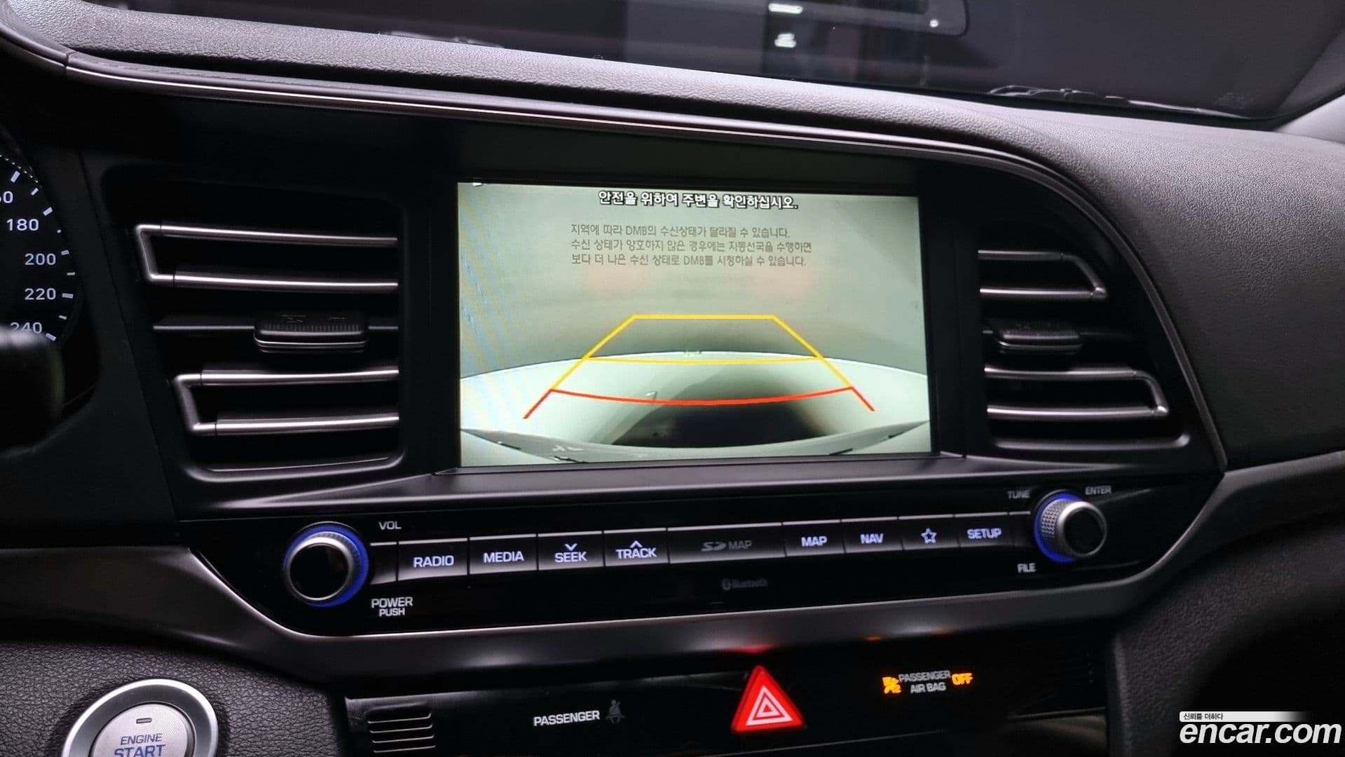 Main__Slider__Photo:AVANTE Hyundai 2019.1-15