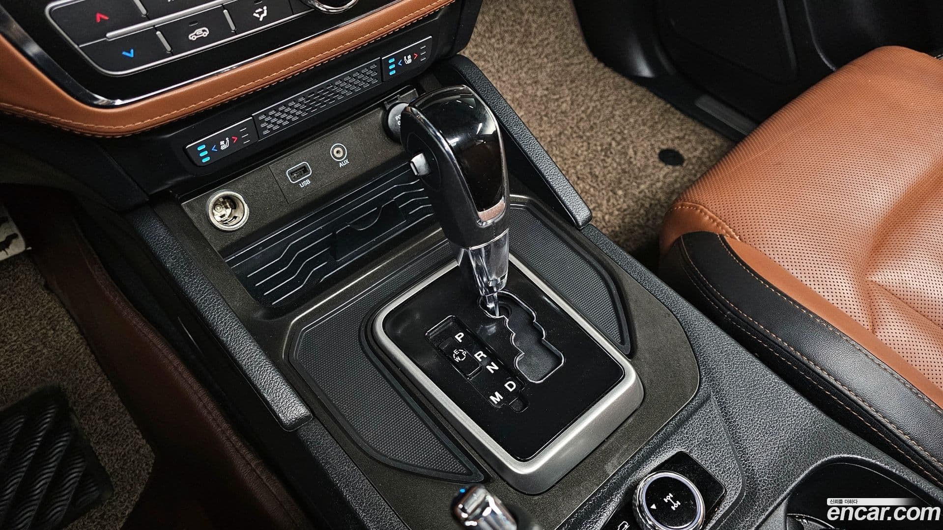 Main__Slider__Photo:Rexton KG_Mobility_Ssangyong 2018.3-8