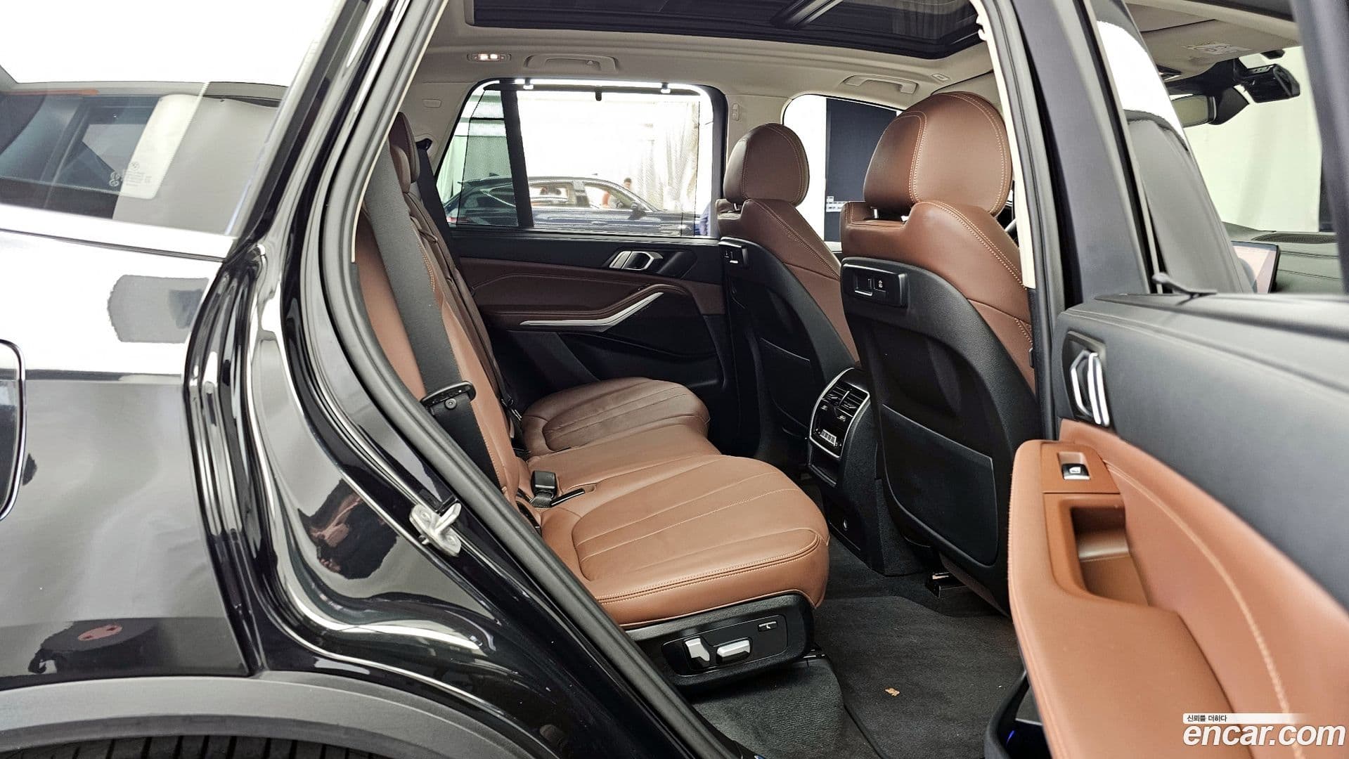 Main__Slider__Photo:X5 BMW 2022.5-12