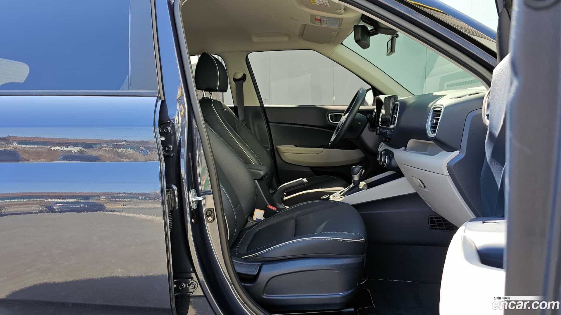 Venue Hyundai 2022.11-INNER-010