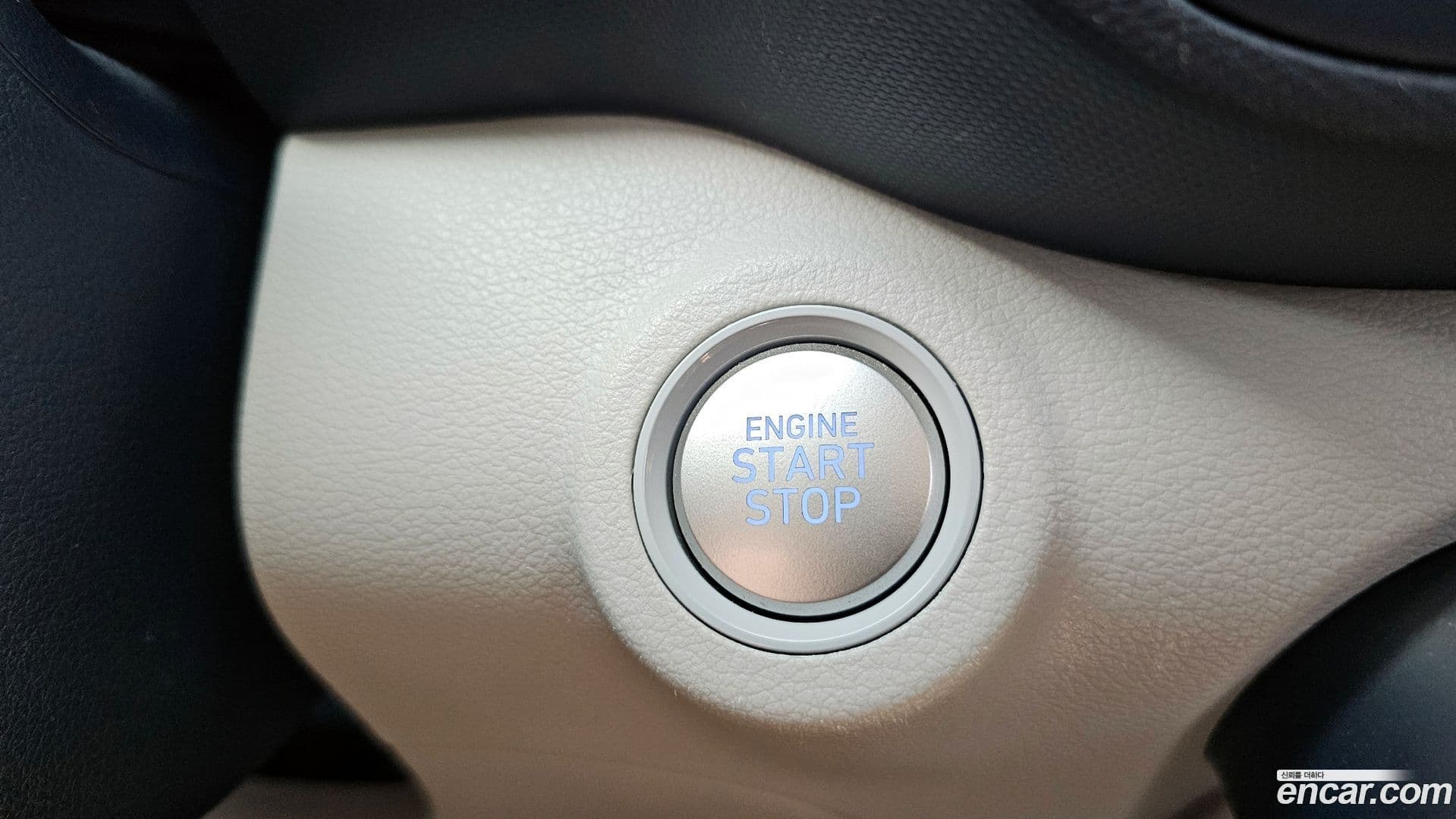 Main__Slider__Photo:Venue Hyundai 2022.11-19