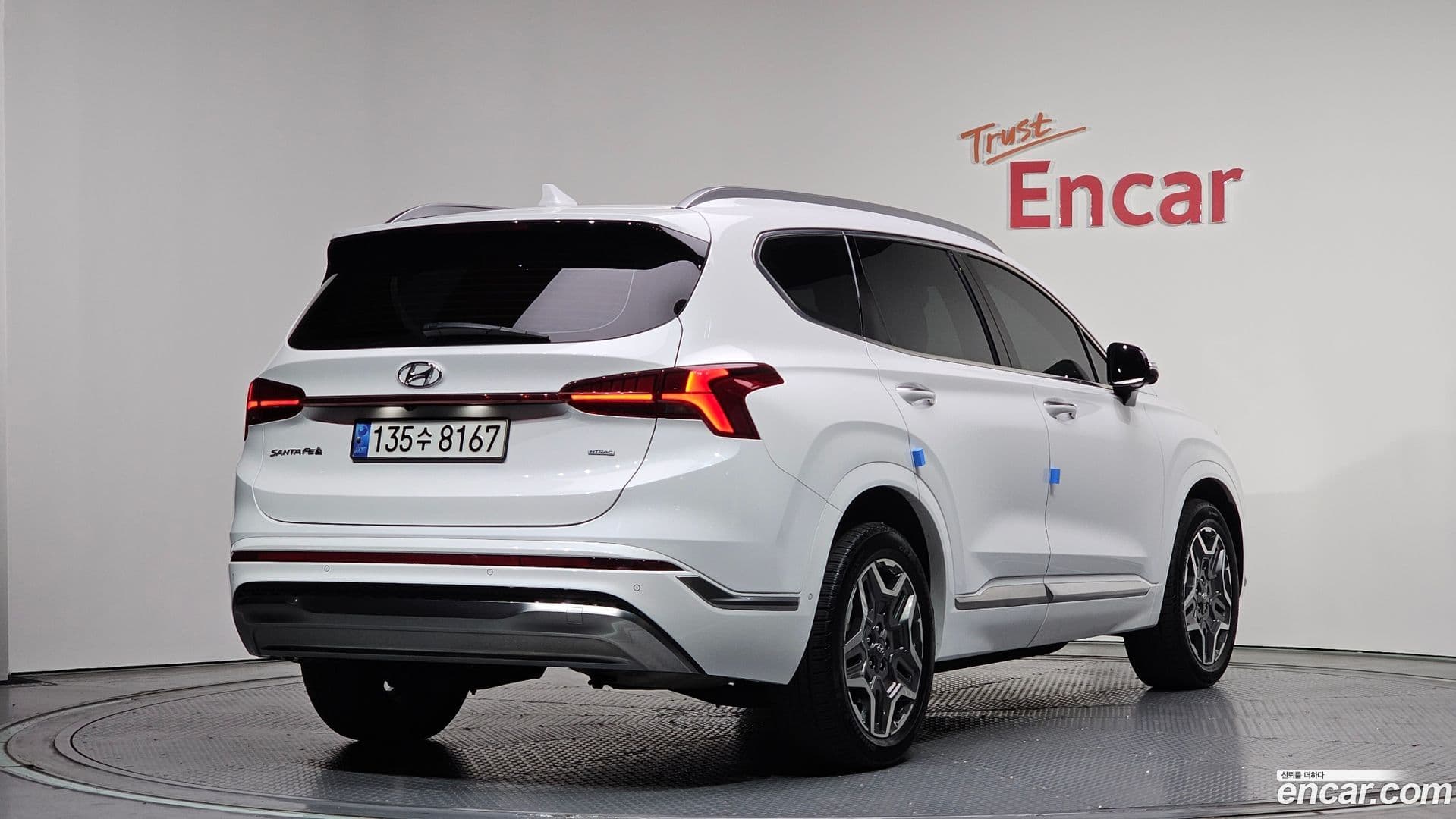 Main__Slider__Photo:Santafe Hyundai 2022.10-1