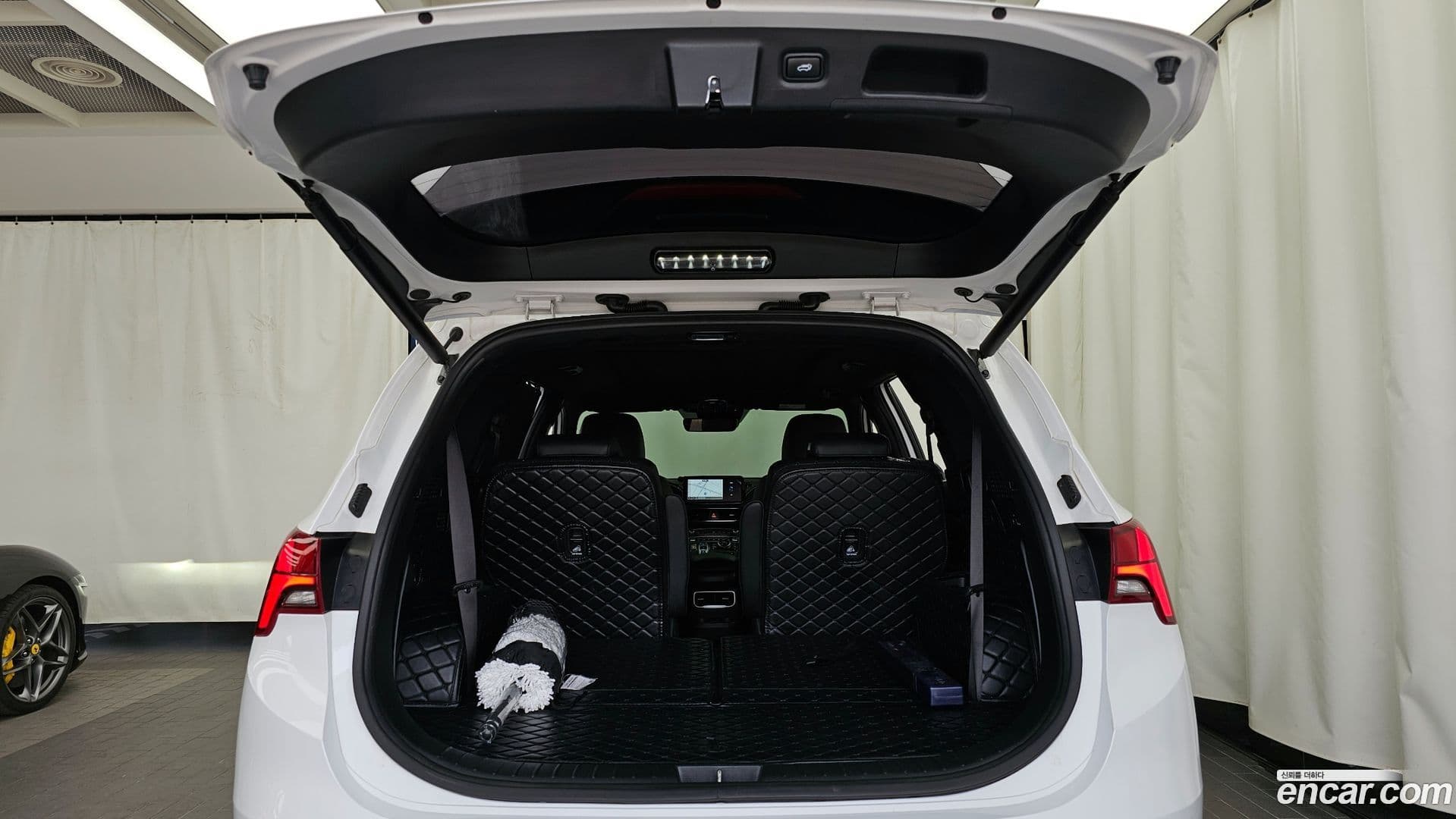 Main__Slider__Photo:Santafe Hyundai 2022.10-20