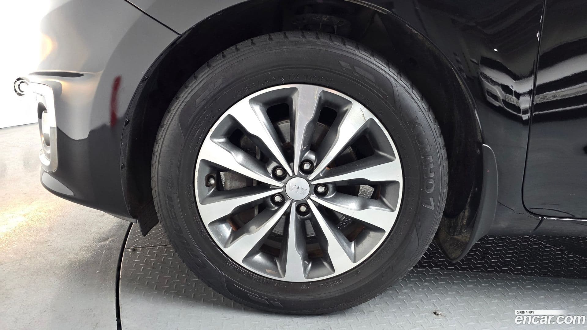 Main__Slider__Photo:Canival Kia 2018.0-4