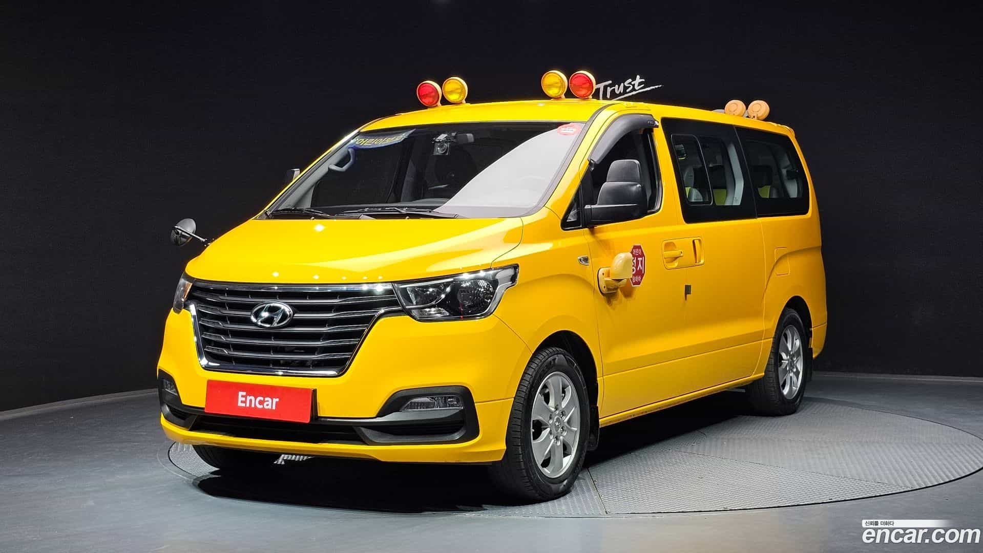 Starex Hyundai 2018.5-OUTER-001