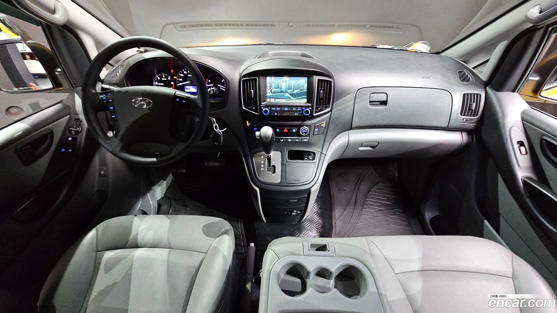 Main__Slider__Photo:Starex Hyundai 2018.5-6