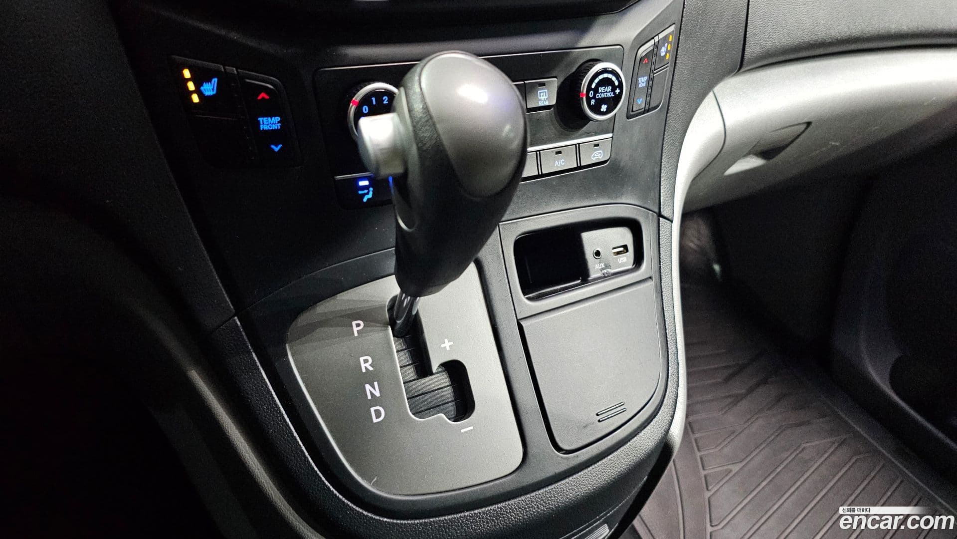 Main__Slider__Photo:Starex Hyundai 2018.5-8