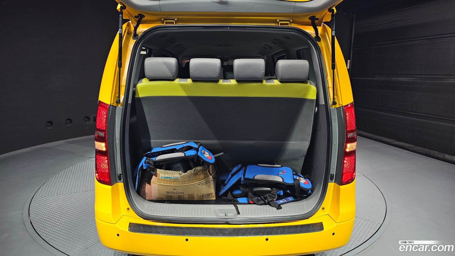 Main__Slider__Photo:Starex Hyundai 2018.5-19