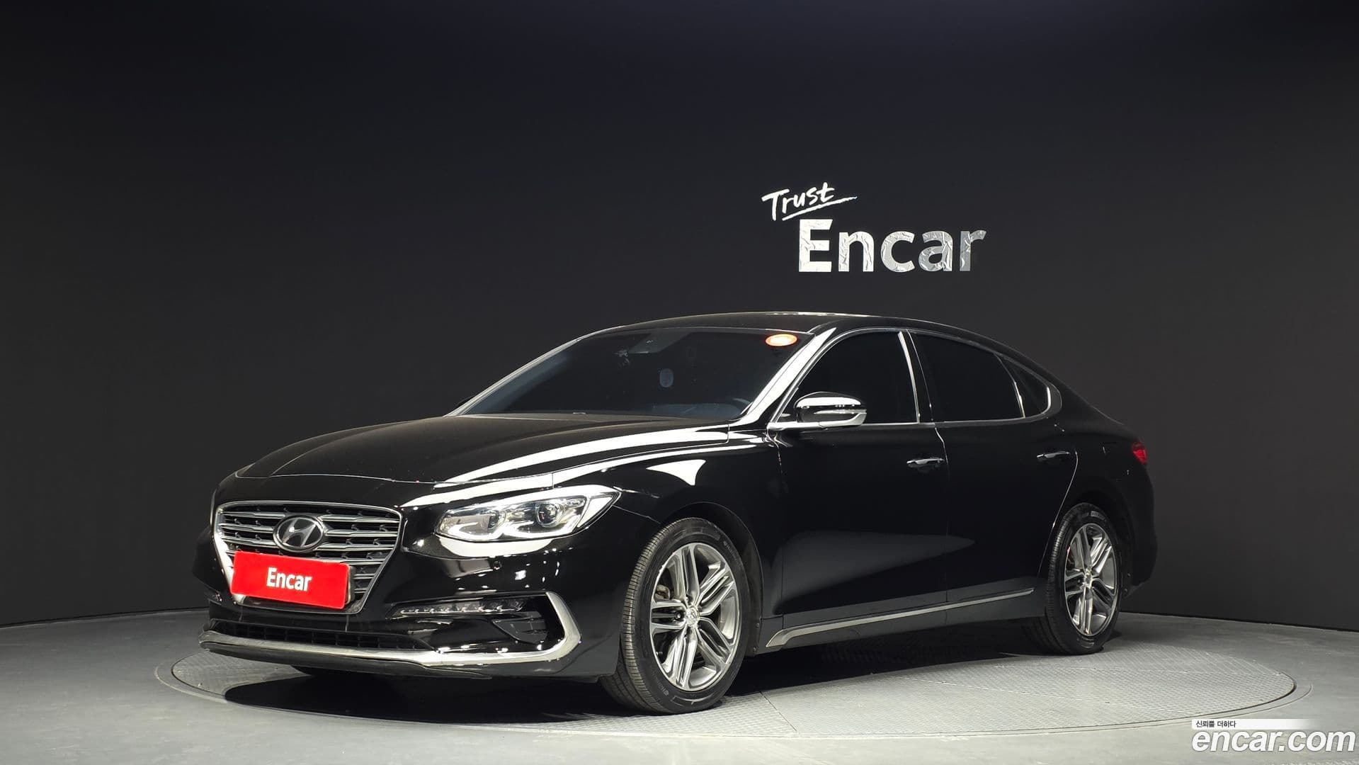 Main__Slider__Photo:Grandeur Hyundai 2017.2-0