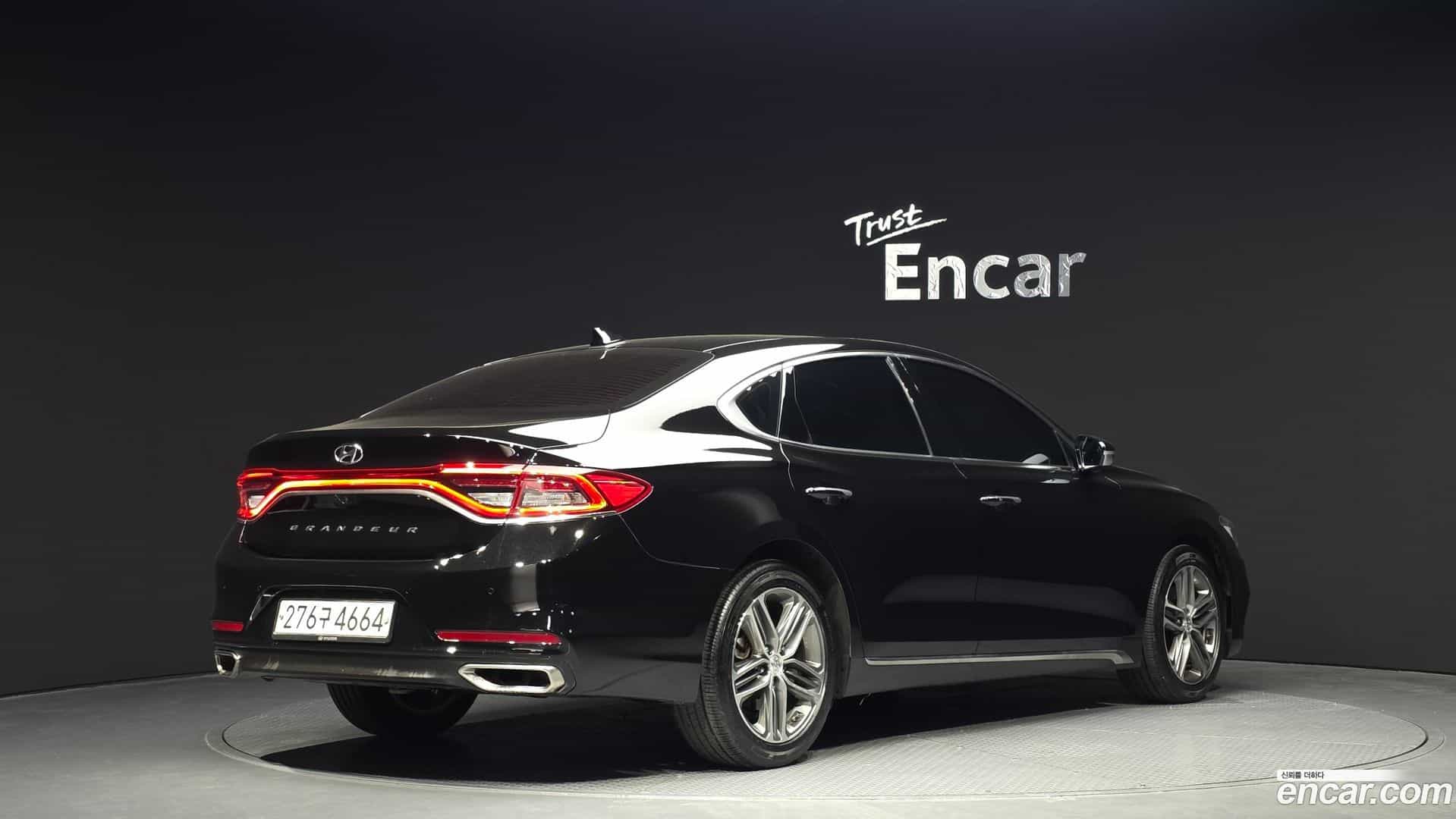 Grandeur Hyundai 2017.2-OUTER-002