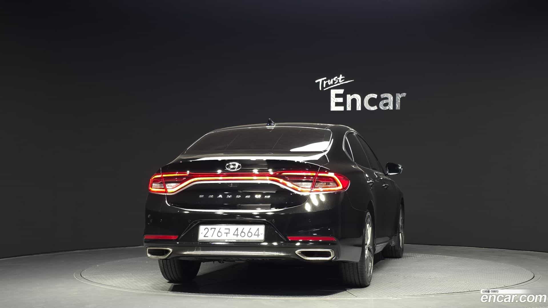 Grandeur Hyundai 2017.2-OUTER-004