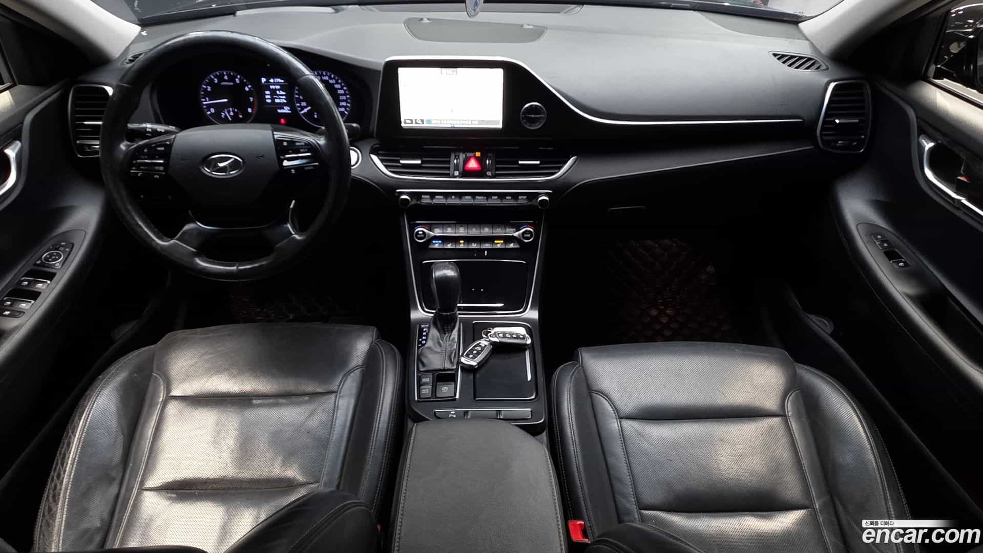 Grandeur Hyundai 2017.2-INNER-007