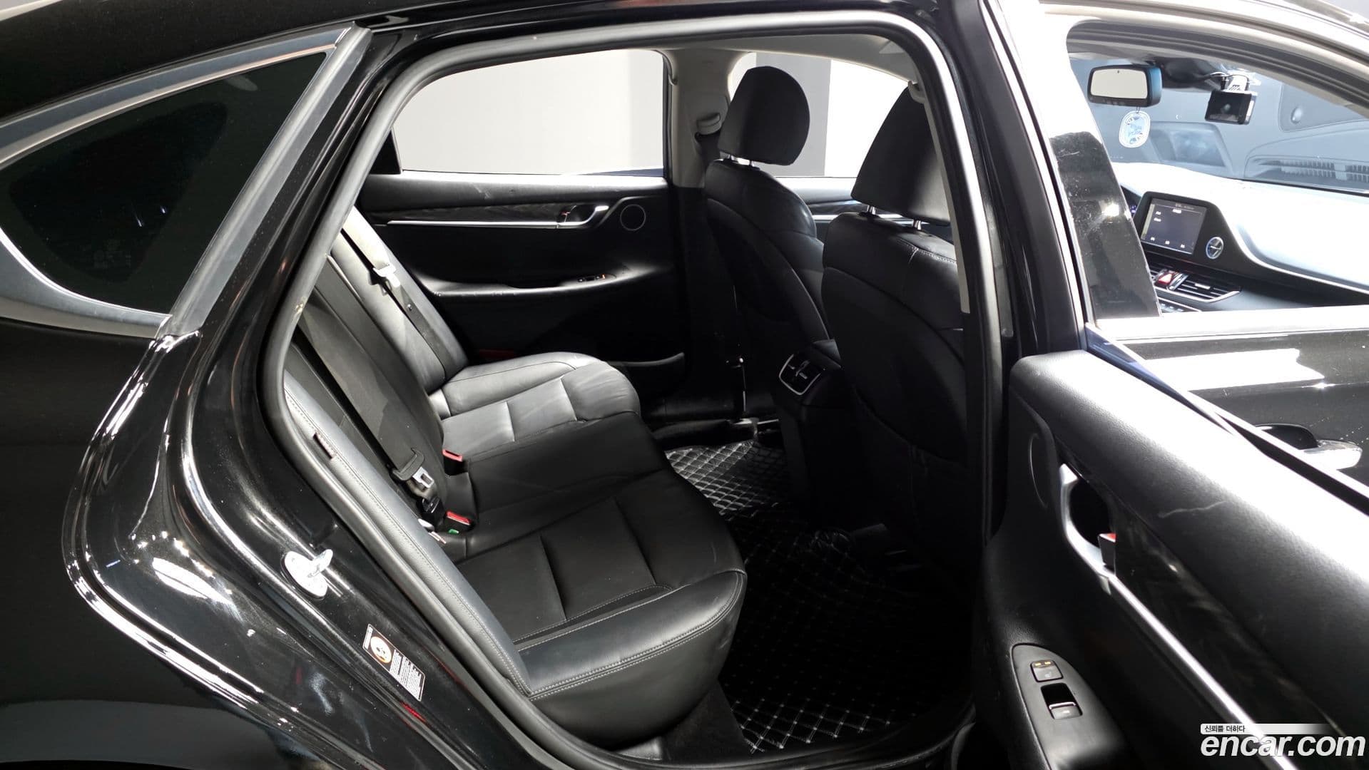 Main__Slider__Photo:Grandeur Hyundai 2017.2-11