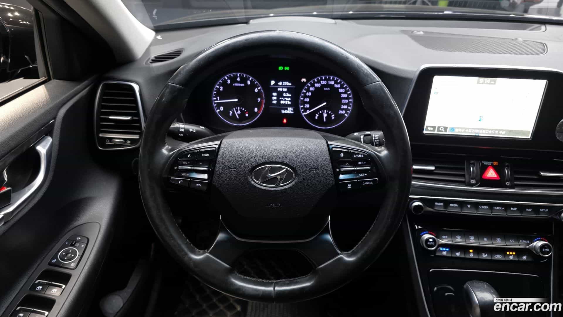 Grandeur Hyundai 2017.2-OPTION-017