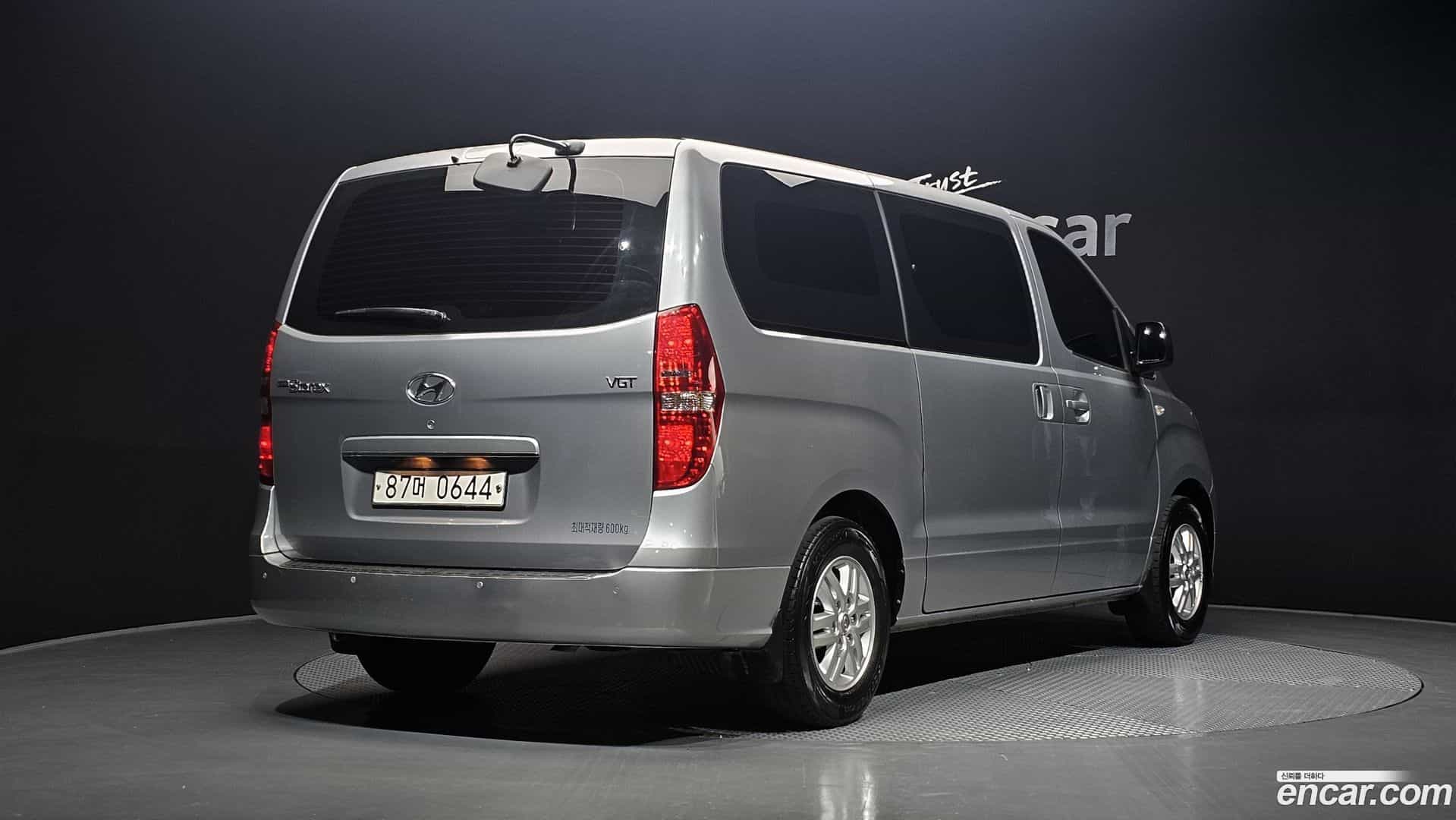 Starex Hyundai 2019.6-OUTER-002