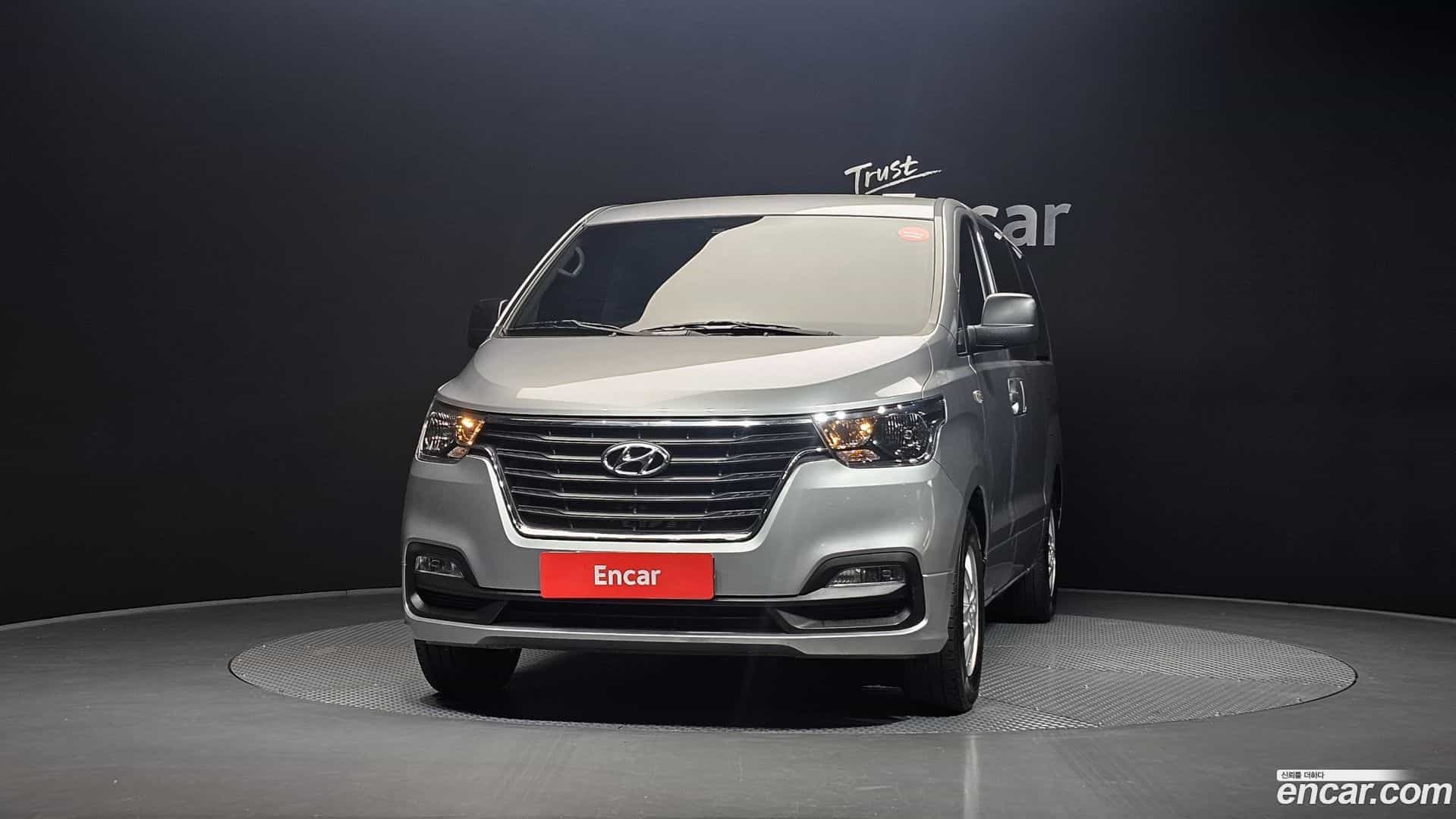 Starex Hyundai 2019.6-OUTER-003