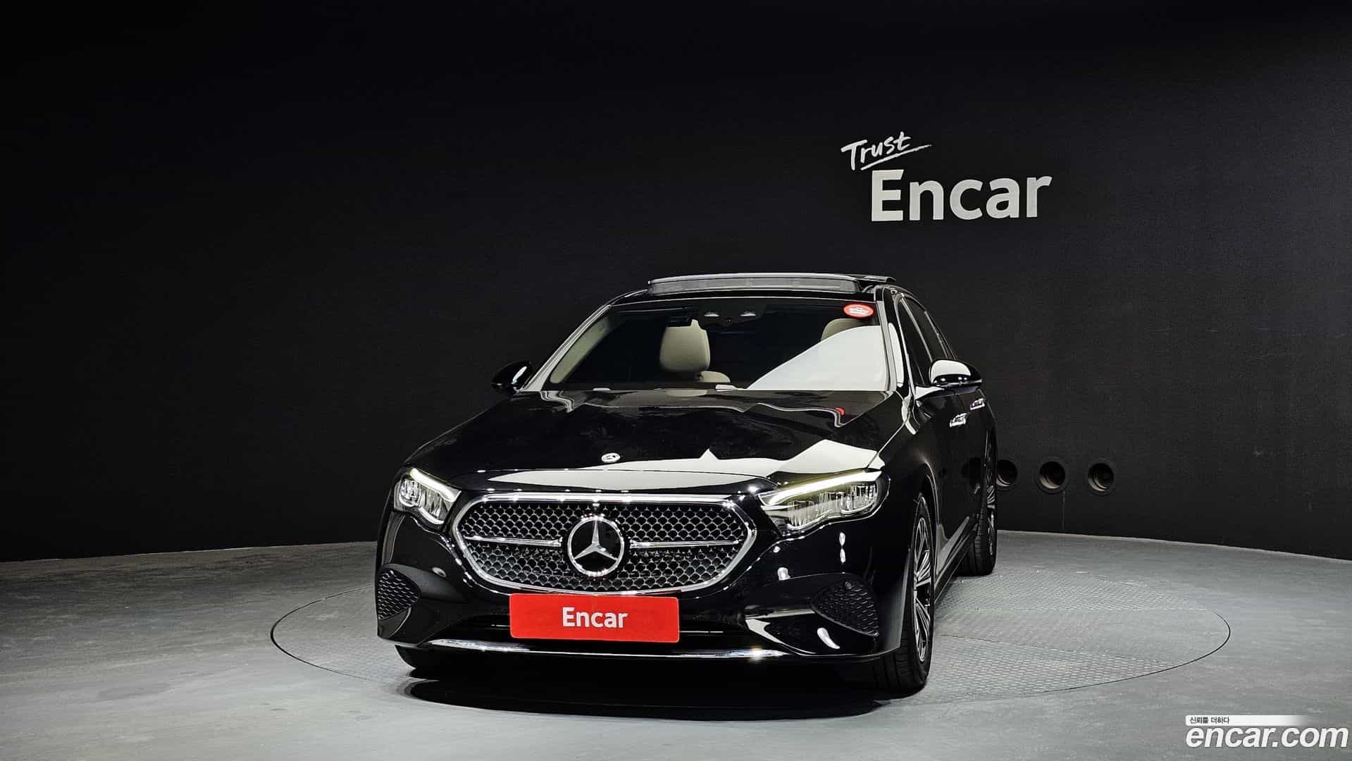 E-Class Mercedes-Benz 2025.9-OUTER-003