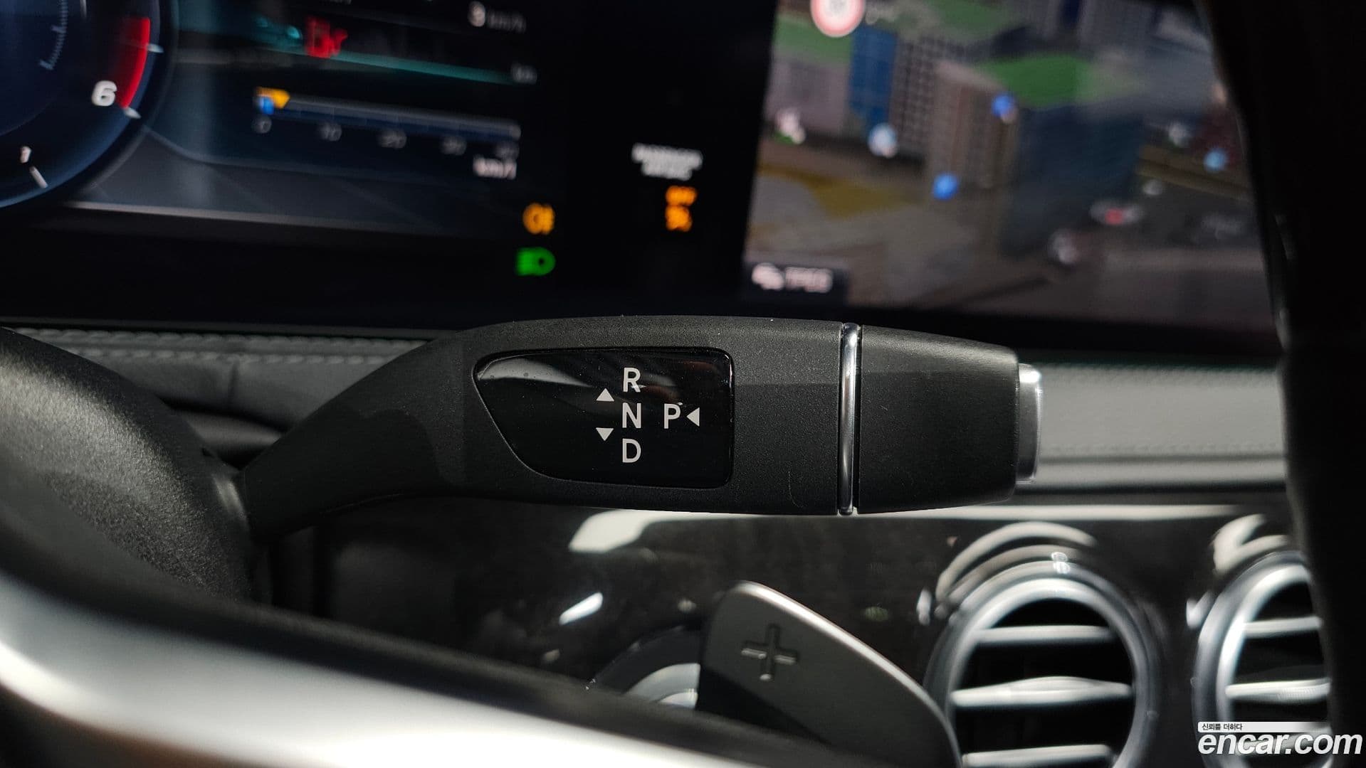 Main__Slider__Photo:S-Class Mercedes-Benz 2020.6-8