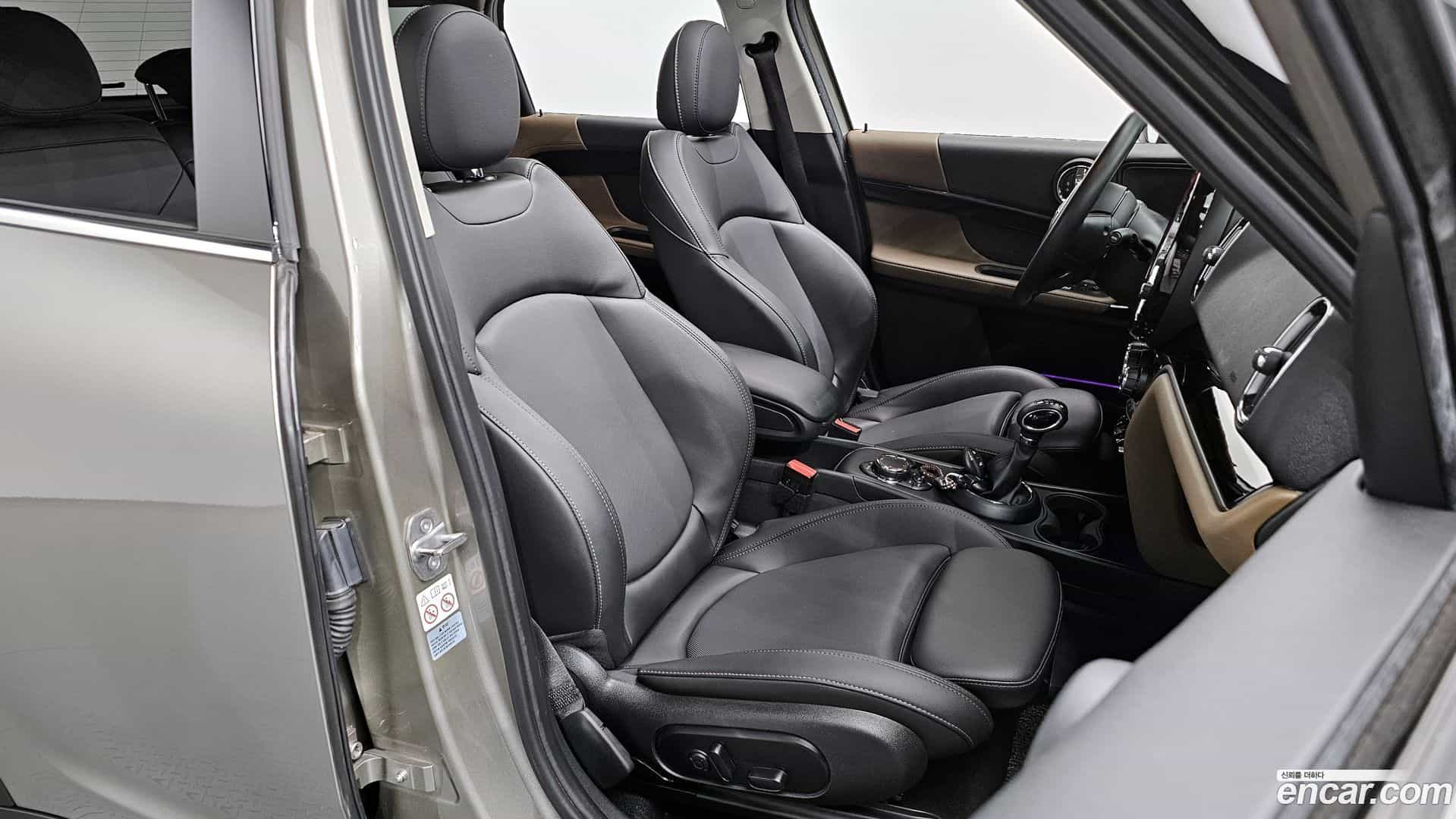 Countryman Mini 2019.8-INNER-010