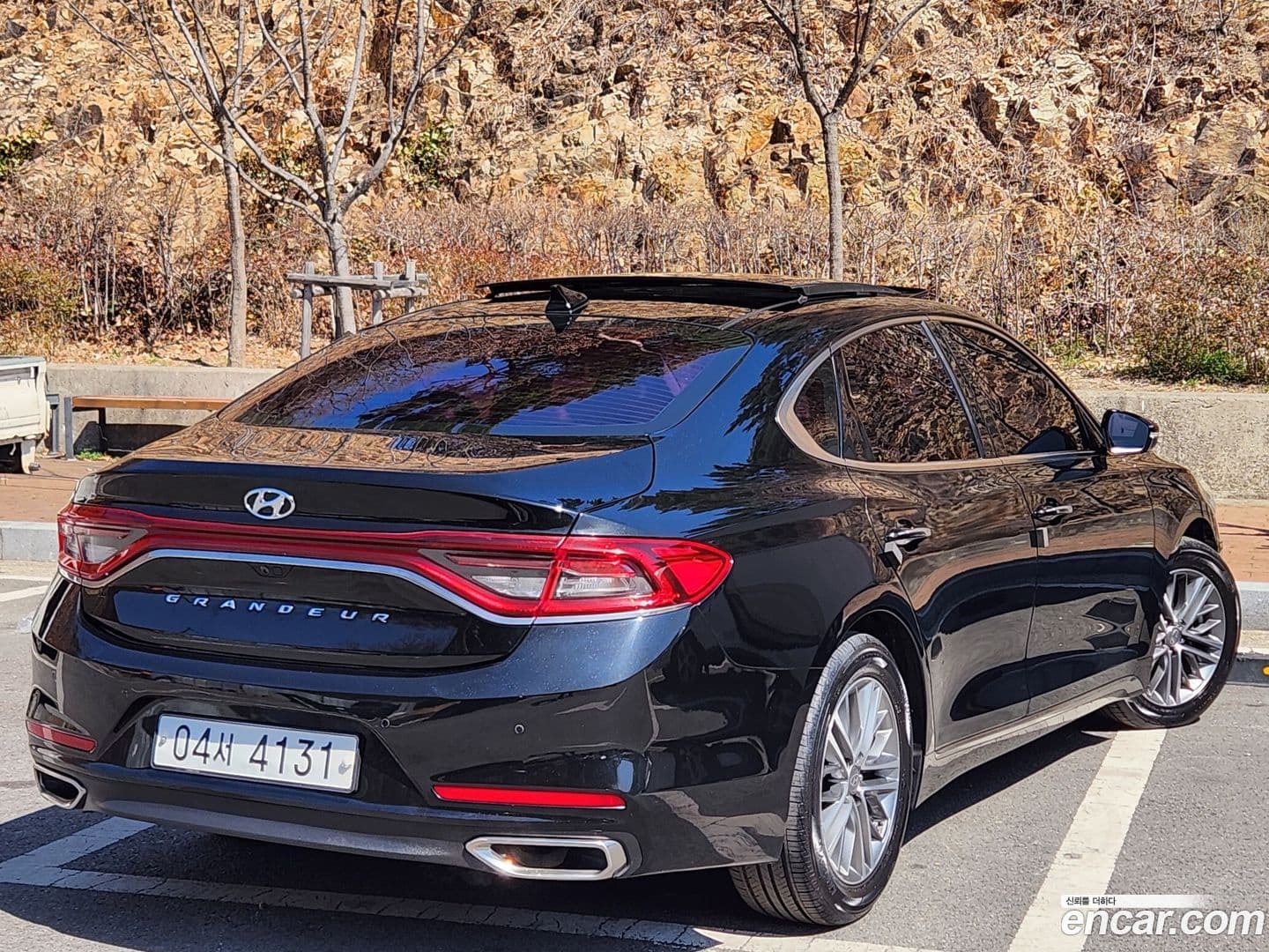 Main__Slider__Photo:Grandeur Hyundai 2018.5-1