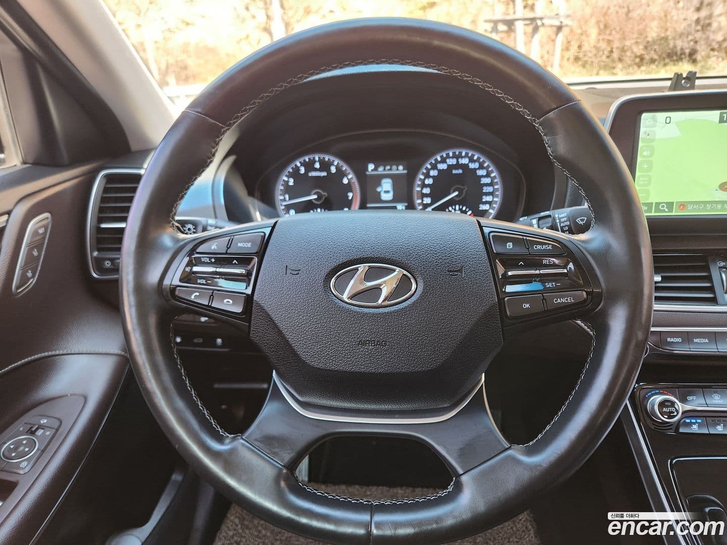 Main__Slider__Photo:Grandeur Hyundai 2018.5-12