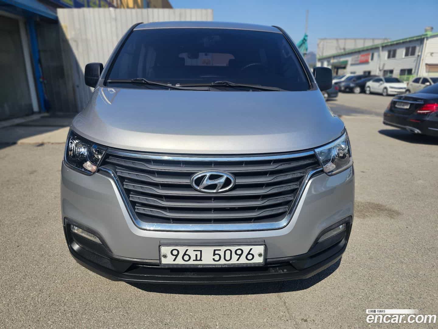 Starex Hyundai 2019.5-OUTER-003