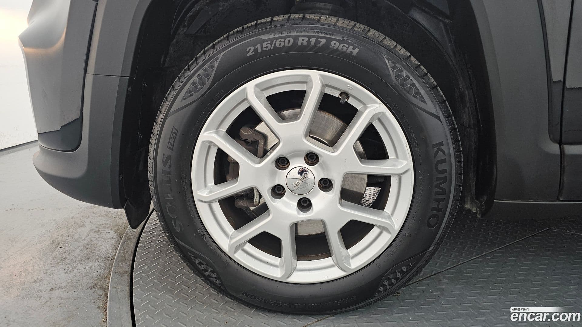 Main__Slider__Photo:Renegade Jeep 2021.11-4