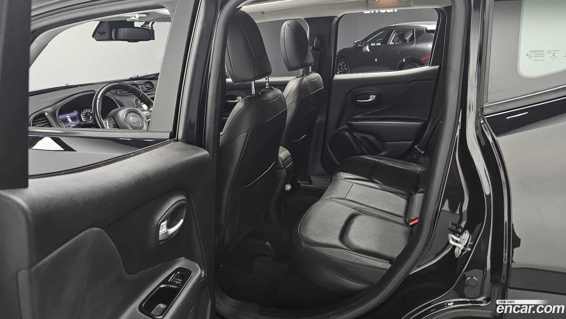 Renegade Jeep 2021.11-OPTION-016