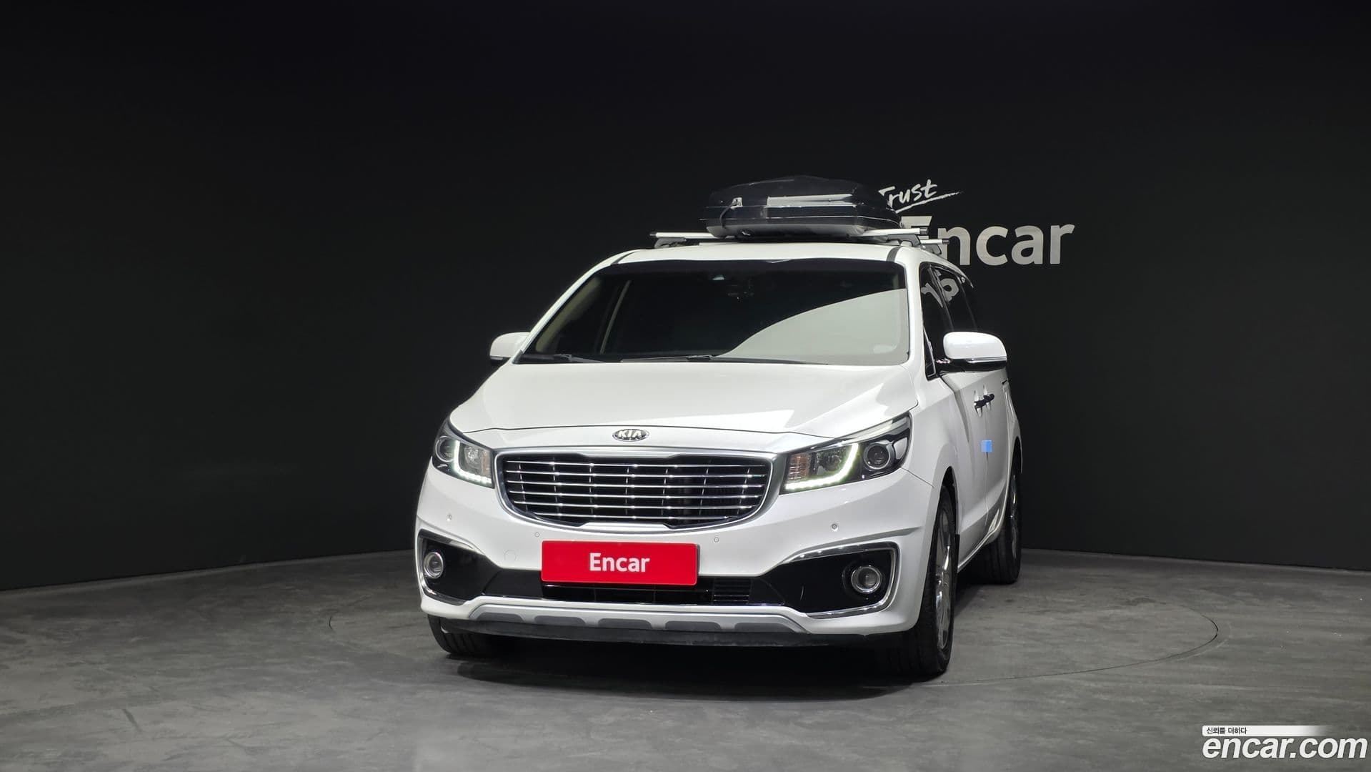 Main__Slider__Photo:Canival Kia 2017.9-2