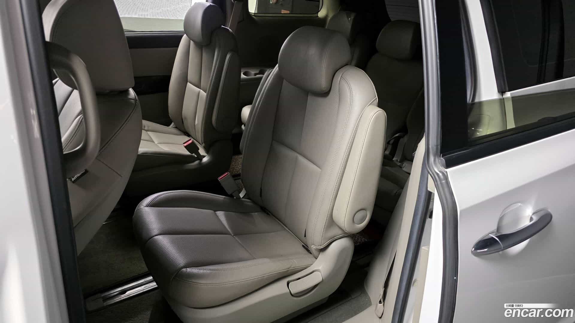 Canival Kia 2017.9-OPTION-015