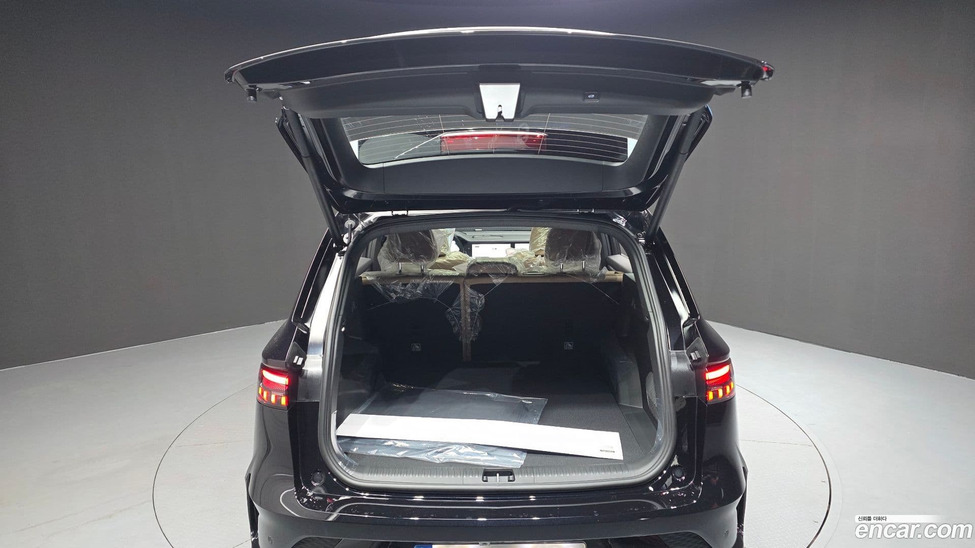 Main__Slider__Photo:Grand Koleos Renault-KoreaSamsung 2026.2-19