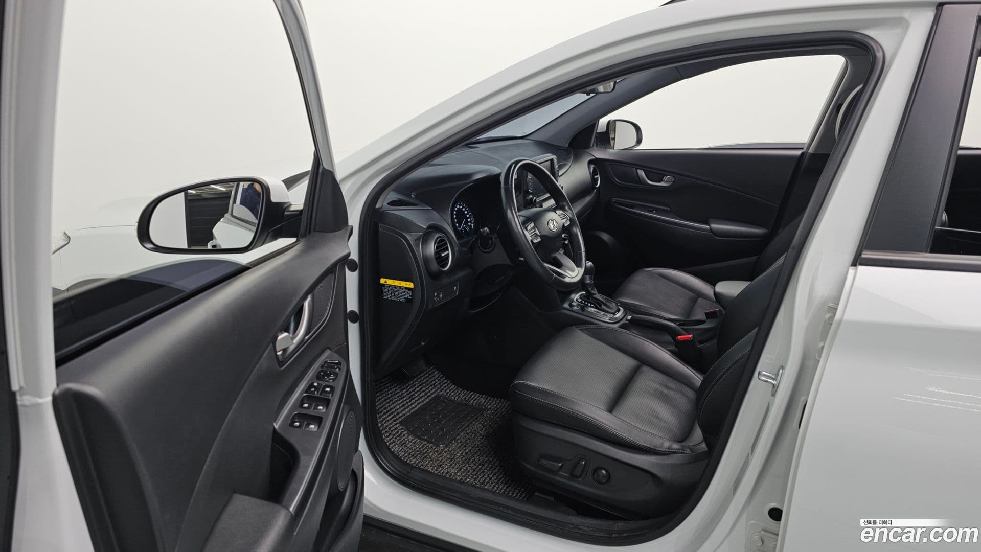 Main__Slider__Photo:Kona Hyundai 2017.8-9