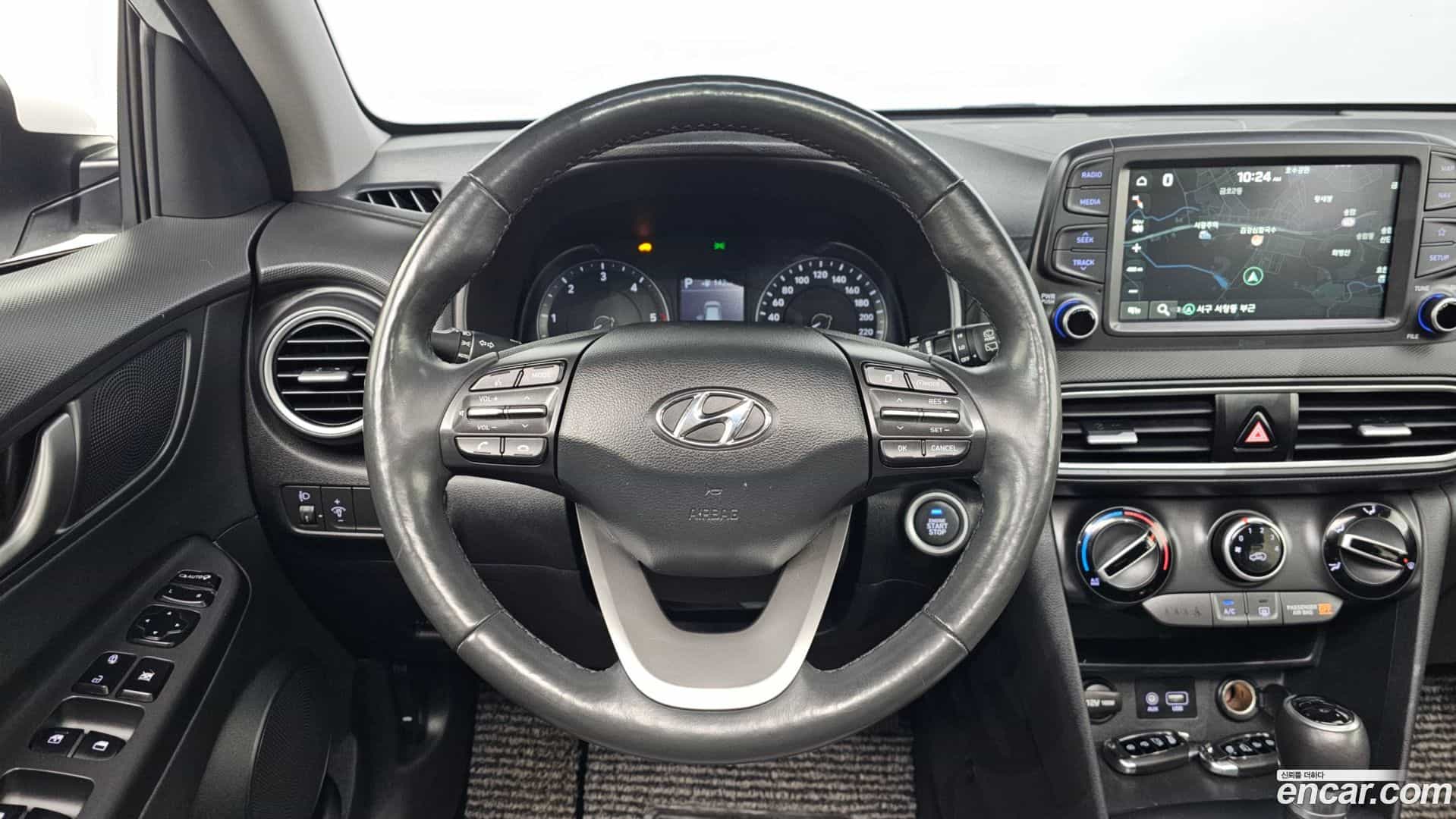 Kona Hyundai 2017.8-OPTION-018