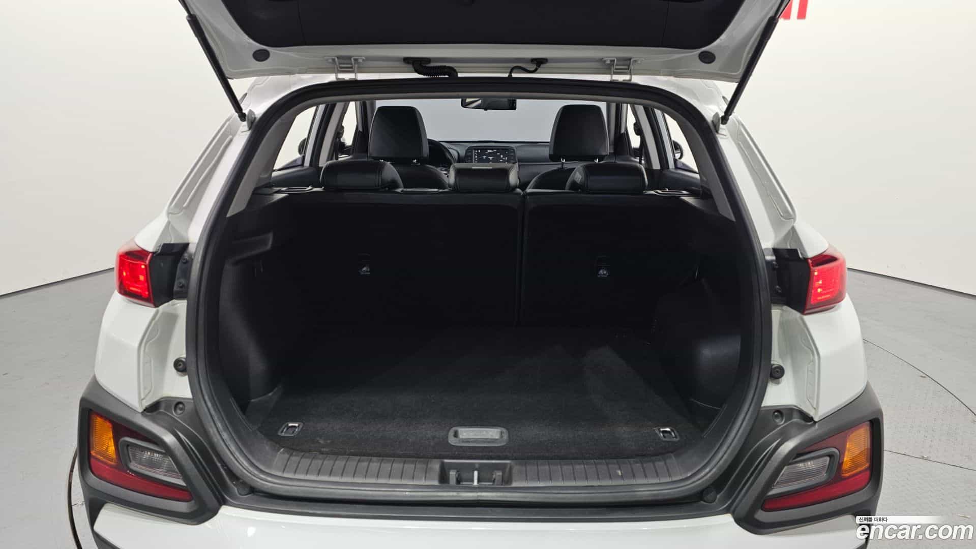 Kona Hyundai 2017.8-OPTION-024