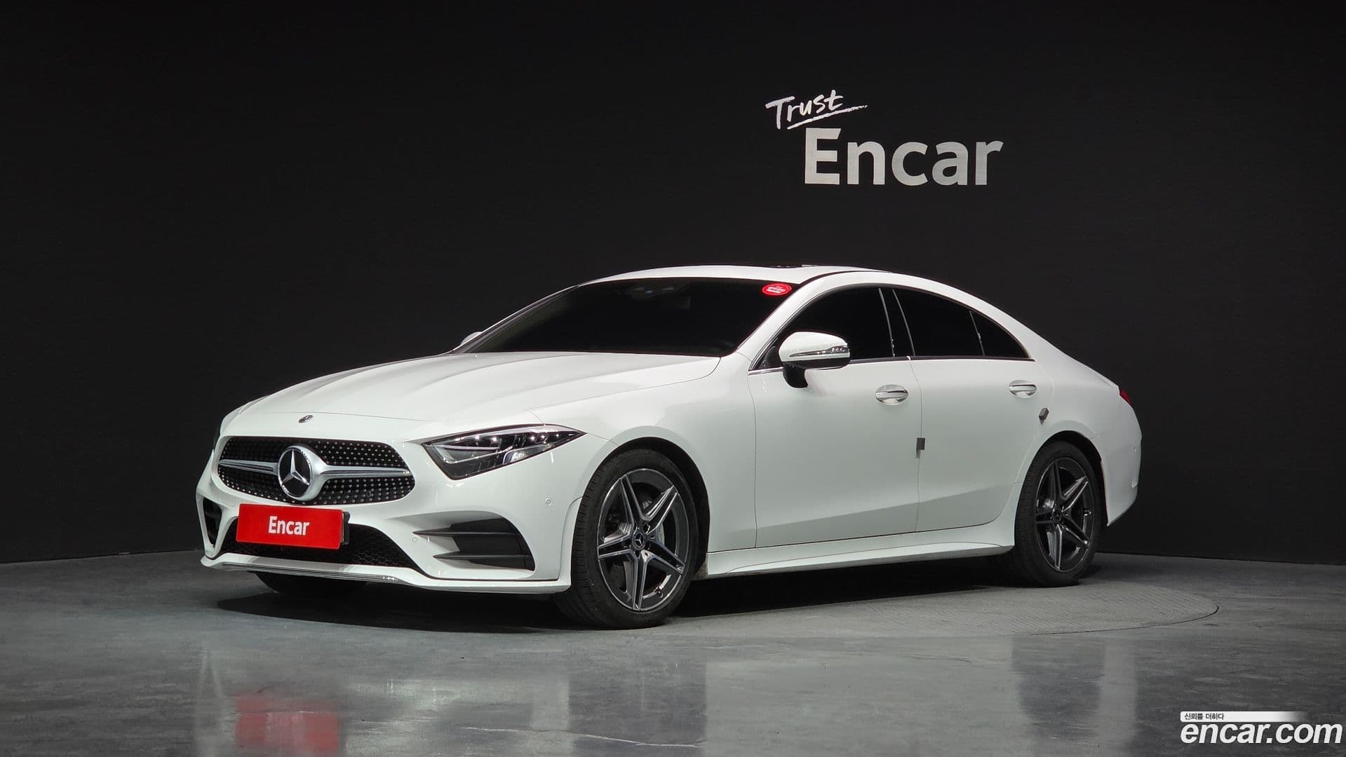 Main__Slider__Photo:CLS-Class Mercedes-Benz 2020.7-0